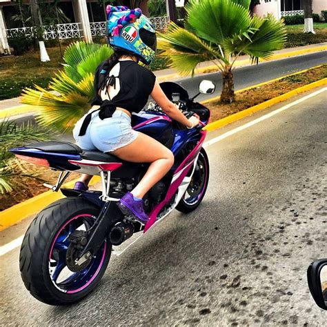 @girlsbiker • Fotos e vídeos do Instagram | Garotas de ...