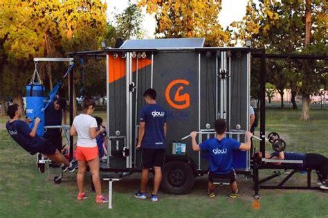 Glow Gym Truck, un emprendimiento que apuesta al entrenamiento al aire ...