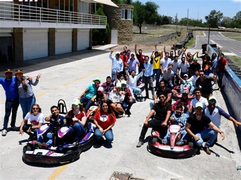 Go Karts de renta 15 minutos en León   Ofertas Yumping.com.mx