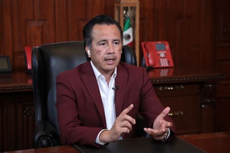 Gobernador de Veracruz prevé inicio de clases presenciales en 2021 ...