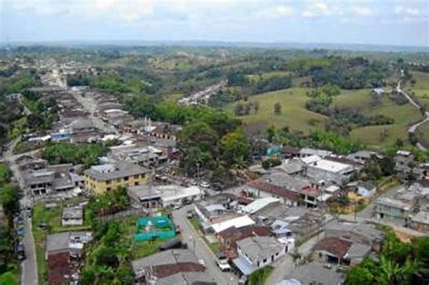 Gobierno ofrece ayuda humanitaria a población de Morales, Cauca ...