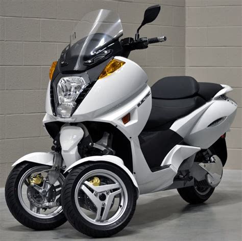 Going Green lanza la nueva moto eléctrica de tres ruedas VX 3 de ...
