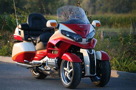 Goldwing de tres ruedas | Reverse trike, Trike, Trike motorcycle