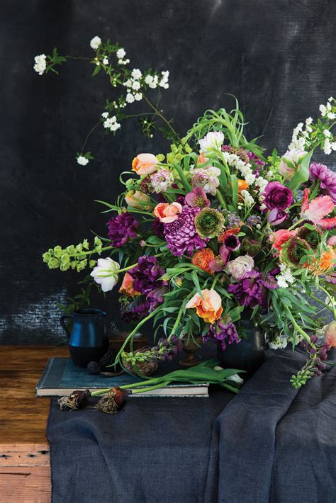 Gorgeous Flower Arrangement Ideas from an Expert Floral ...