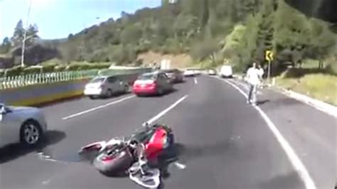 Graban brutal accidente de motocicleta en La Pera  México ...