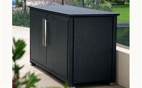 Great storage for outdoor grilling accessories | Patio ...