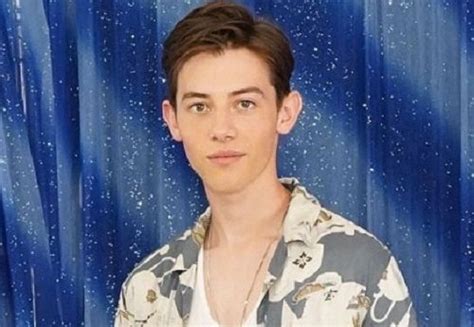 Griffin Gluck Height, Weight, Age, Girlfriend, Biography, Family, Facts