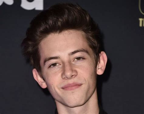 Griffin Gluck Wiki, Bio, Age, Net Worth, and Other Facts   FactsFive