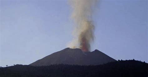 Guatemala s Pacaya Erupts | WIRED