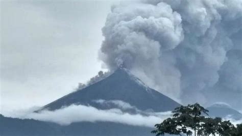 Guatemala volcano: Rescue operations underway amid ...