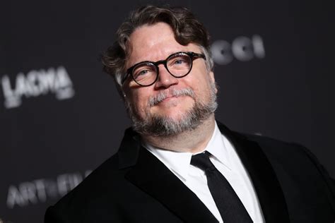 Guillermo del Toro s Nightmare Alley, other Searchlight movies get ...
