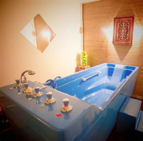 Gulfstream hydrotherapy bathtub for underwater massage shower. Buy from ...