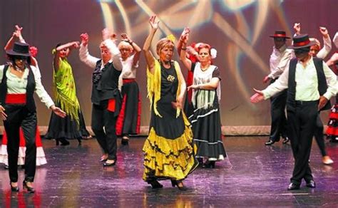Gure Txoko comparte sus bailes | El Diario Vasco