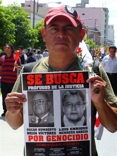 H.I.J.O.S. Guatemala en la marcha del 20 de Octubre. Día de la Revolución.