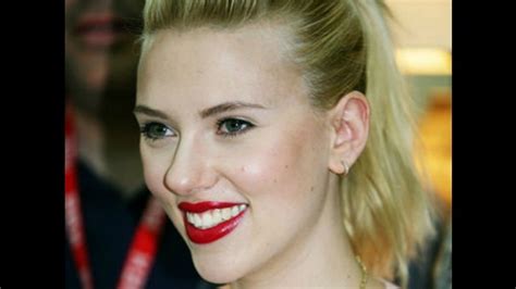 Hacker que robó fotos de Scarlett Johansson desnuda es condenado a 10 años
