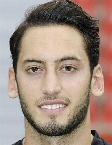 Hakan Calhanoglu   Profil zawodnika 19/20 | Transfermarkt