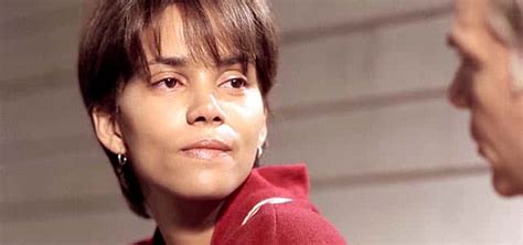 HALLE BERRY, BIOGRAFÍA y CURIOSIDADES de esta actriz ...