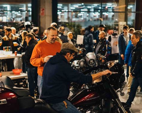 Harley Davidson inaugura nuevo concesionario en un Centro Comercial ...