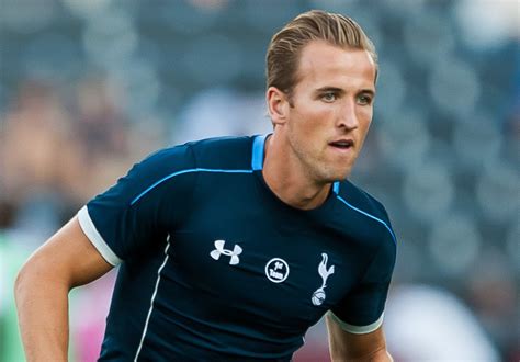 Harry Kane excited to stay with Tottenham Hotspur and ...