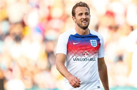 Harry Kane: Tottenham star signs new SIX YEAR contract at ...