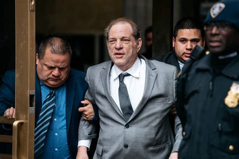 Harvey Weinstein es acusado por dos mujeres de violación y agresión sexual