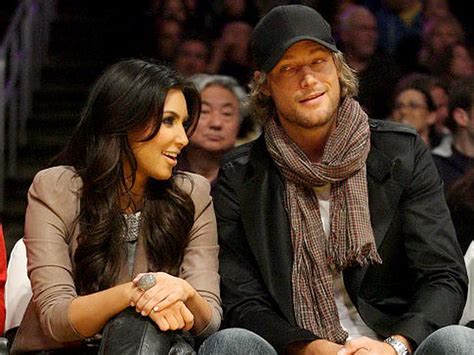Heating up! Kim Kardashian celebrates Thanksgiving with new boyfriend ...