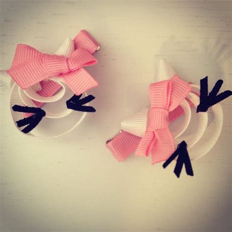 Hello Kitty detailed ribbon clip: check out on Facebook : Tu Tu Cute ...