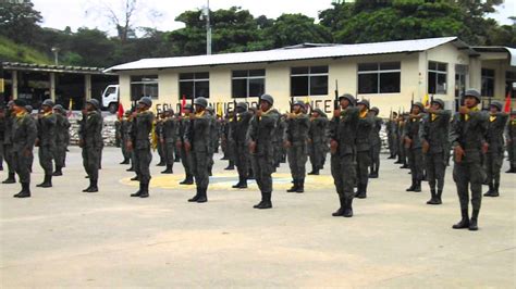 Himno Nacional del Ecuador Servicio Militar   YouTube