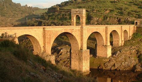 Historia del Arte: Puente de Alcántara