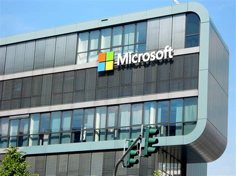 Historia y biografía de Historia de Microsoft