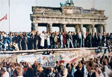 Historia y biografía de Historia del Muro de Berlín