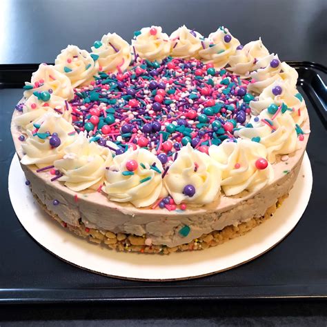 [Homemade] Birthday Cake Cheesecake : food