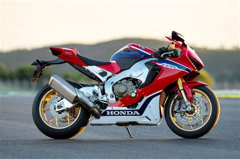 Honda agrega modelos a su línea de motos deportivas en ...