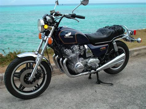 Honda Honda CB900 Custom   Moto.ZombDrive.COM