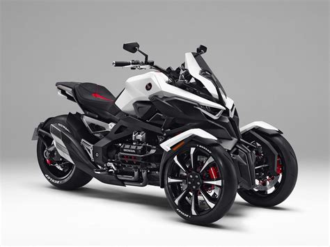 Honda Neowing Concept, ¿una moto de tres ruedas híbrida?