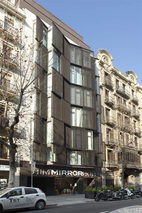 Hotel The Mirror Barcelona / GCA Arquitectes | ArchDaily