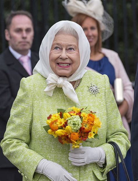 How is Queen Elizabeth II s health? Monarch back at work ...