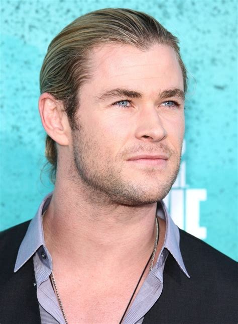 How Tall is Chris Hemsworth?  2020  Height – How Tall is Man?