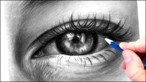 How to Draw a Realistic Eye with Graphite Pencils ...