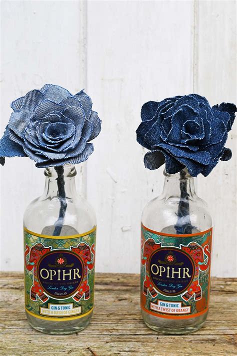 How To Make A Pretty Upcycled Denim Flowers Bouquet ...