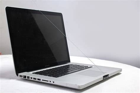 How to Workaround Damaged Laptop Display Hinges: 10 Steps