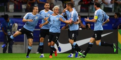 Hoy juega Uruguay: horario, formaciones y más | Bolavip