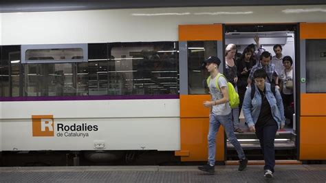 Huelga hoy en Renfe: Incidencias y noticias en directo