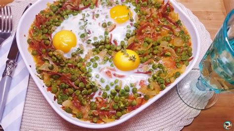 Huevos revueltos con pimientos rellenos | Cocina