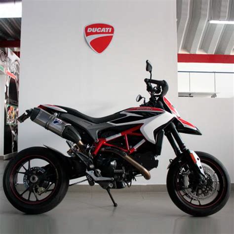 Hypermotard 821 SP | Ducati Adrenalina Motors