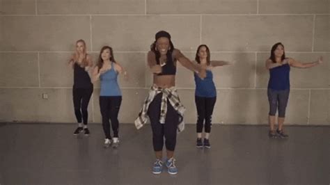 Iconic 90 s Hip Hop Dance Moves You Need To Know