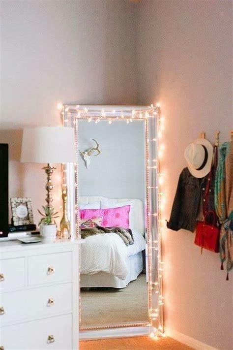Ideas para decorar tu habitacion con luces