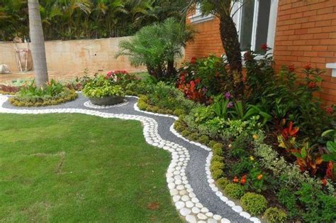Ideas para el jardín frontal de tu casa | Outdoor landscaping, Garden ...