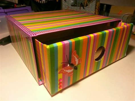 Ideas para reciclar las cajas de cartón de tu hogar