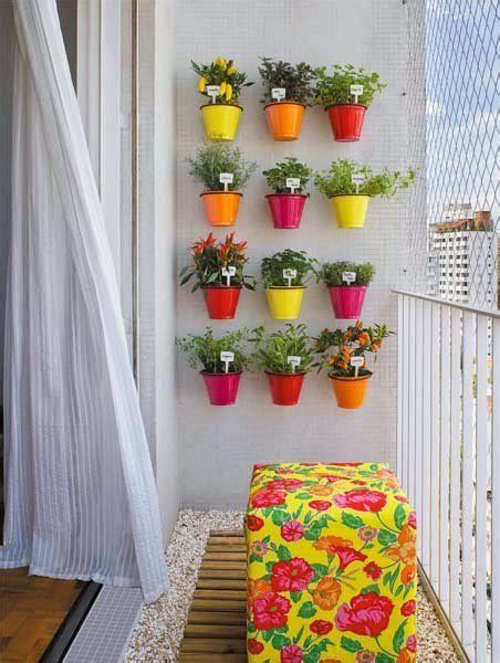 Ideas prácticas para decorar balcones pequeños